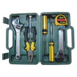 Includes 3 x Screwdrivers, 1 x Utility Knife, 1 x Tape Measure, 1 x Pliers, 1 x Shifting Spanner and 1 x Carry Case - Material: Stainless Steel Tools